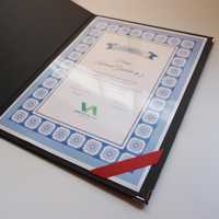  Czarna okładka na papierowy elegancki dyplom lub certyfikat